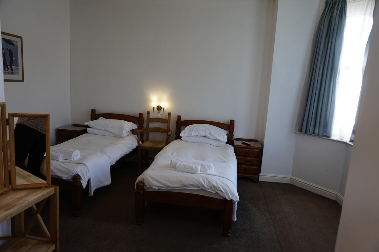 Athol House Bed & Breakfast Douglas Dış mekan fotoğraf